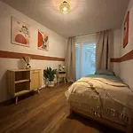 Apartment Hideaway Garden, Parking, Cinema,4,5rooms *