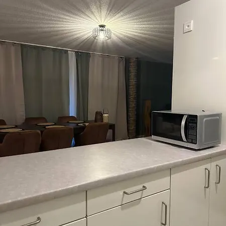 Hideaway Garden, Parking, Cinema,4,5rooms דירה