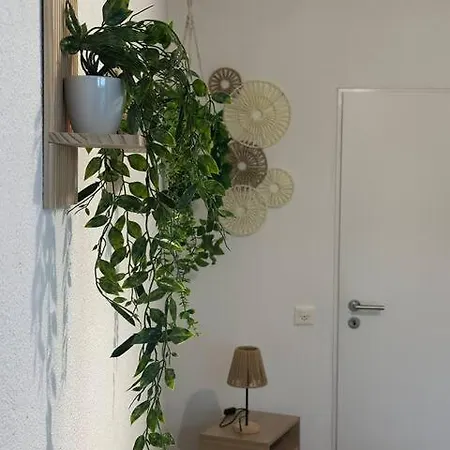 Апартаменты Hideaway Garden, Parking, Cinema,4,5rooms Цюрих