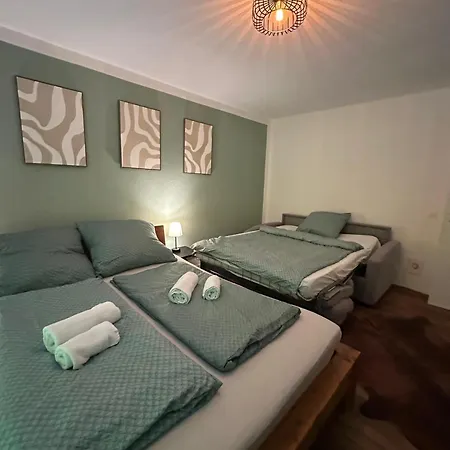 Апартаменты Hideaway Garden, Parking, Cinema,4,5rooms Цюрих