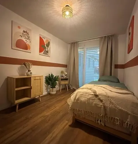 Lägenhet Hideaway Garden, Parking, Cinema,4,5rooms *